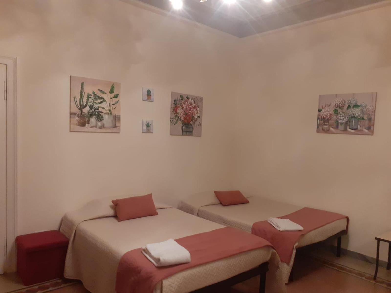 Domus Claudia San Giovanni Рим Экстерьер фото